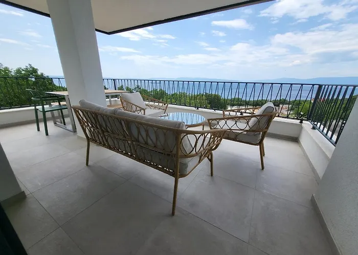 Kostrena Hills Overlooking Kvarner Bay * Urinj